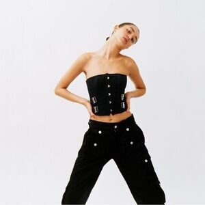 With Jéan Fasten Top In Black